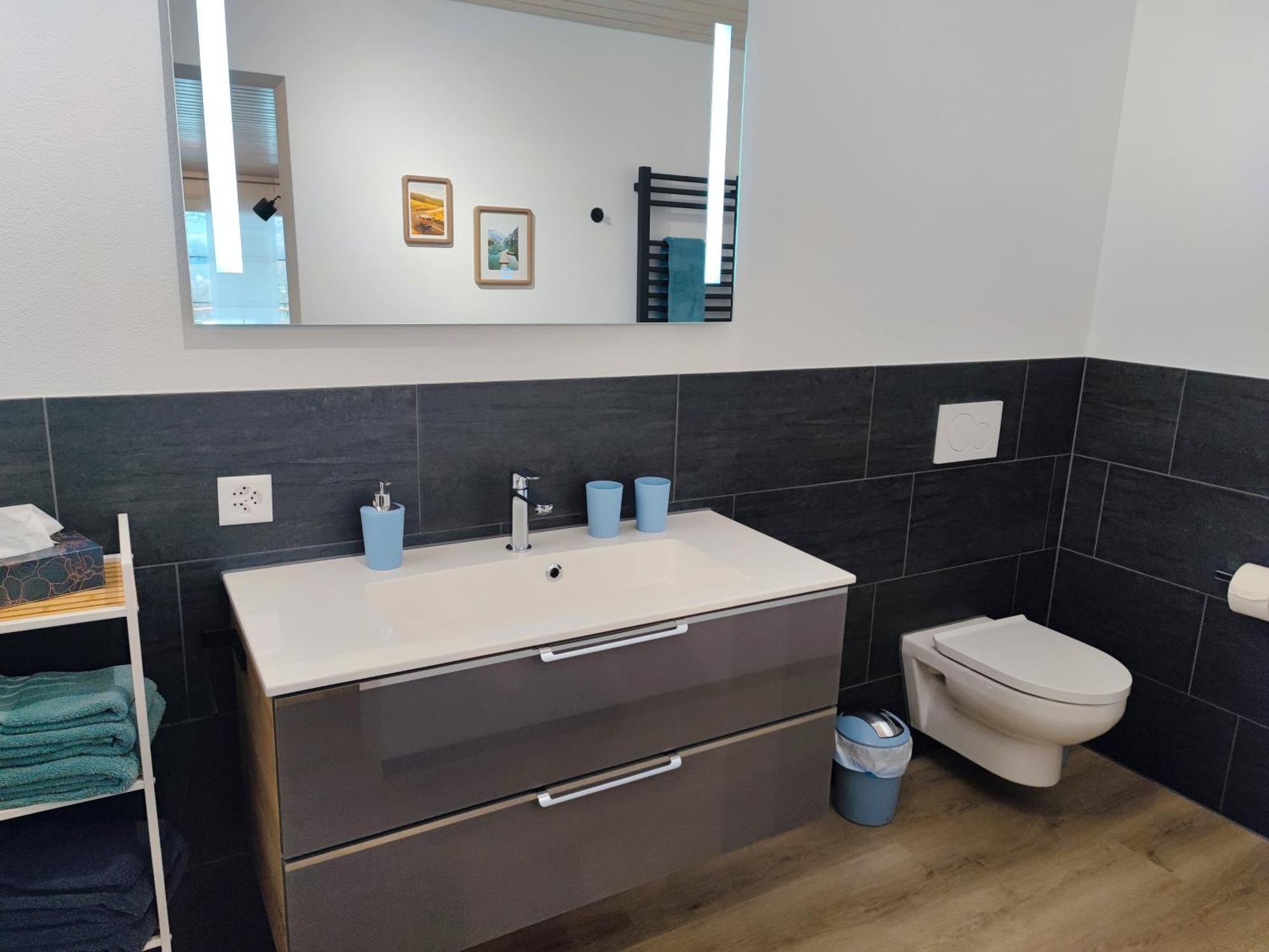 Kleine Auszeit - 2-Zimmer Ferienwohnung Spiez Kültér fotó
